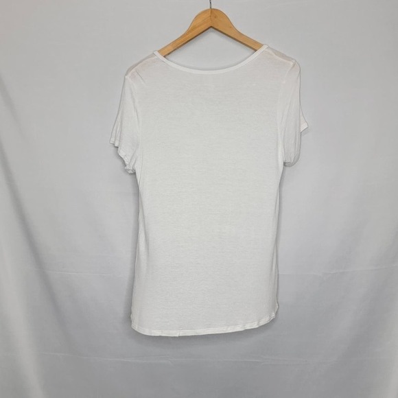 Active USA White Scoop Neck Short Sleeve Shirt - Picture 10 of 13